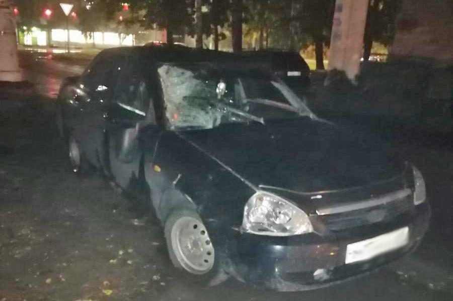 На улице Астраханской водитель "Приоры" сбил школьника на пешеходном переходе