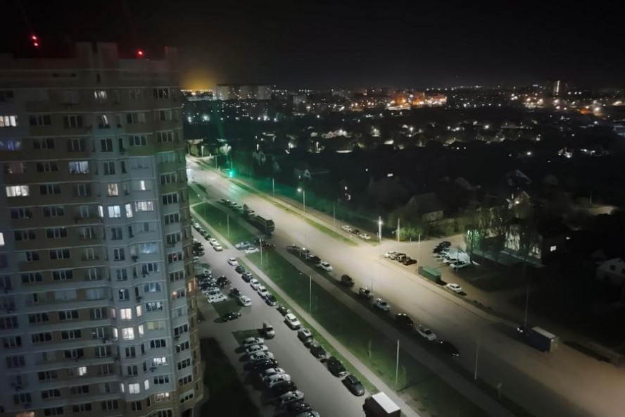 Ночной обзор: пожар в Мичуринском округе в результате атаки БПЛА, рост продажи белой икры, создание центра изучения ИИ в школах