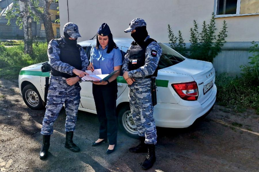 За неуплату алиментов тамбовчанку арестовали на десять суток