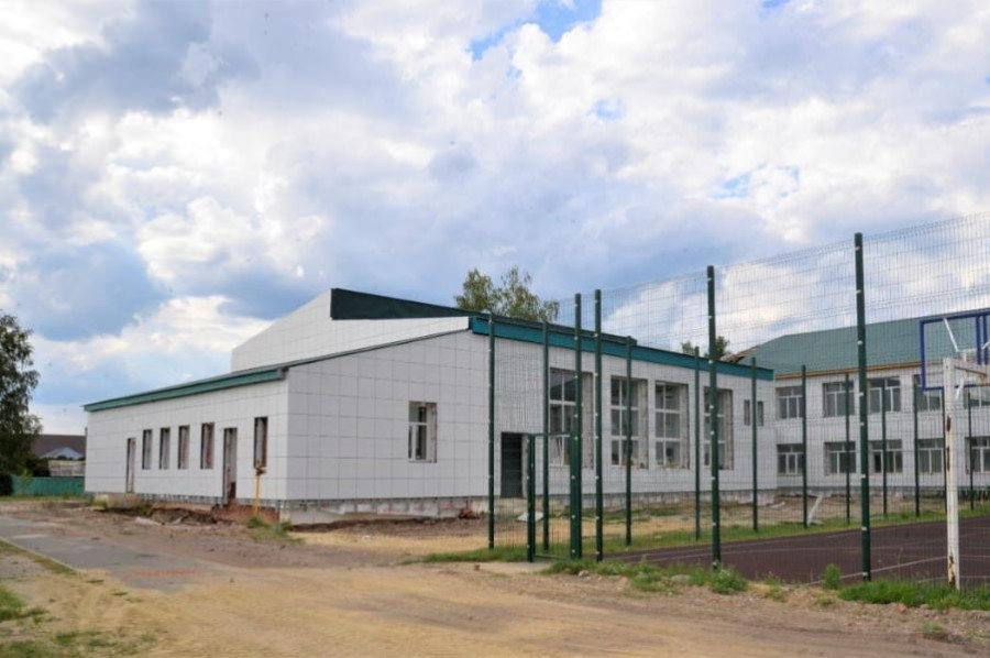 В филиале Верхнеспасской школы Рассказовского района полным ходом идёт ремонт