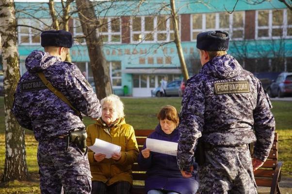 Штраф или тюрьма: россиянам рассказали об отличиях карантина от самоизоляции