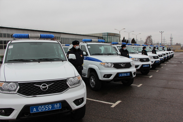 Тамбовская полиция получила 19 новых автомобилей