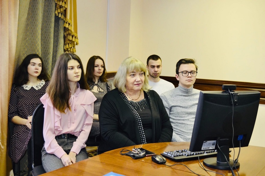 Студенты Тамбовского филиала РАНХиГС приняли участие в онлайн-встрече с Максимом Косенковым