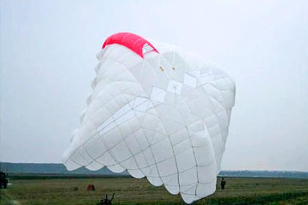 Разведчики в Тамбовской области освоили новые парашютные системы 