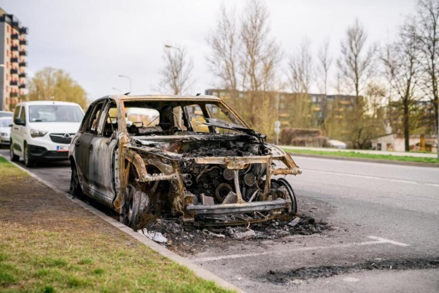 Житель Рассказово, который поджёг несколько автомобилей, заплатит более 5 млн рублей