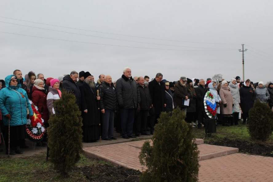 В Петровском районе почтили память инициаторов почина по сбору средств на строительство танков для Красной Армии