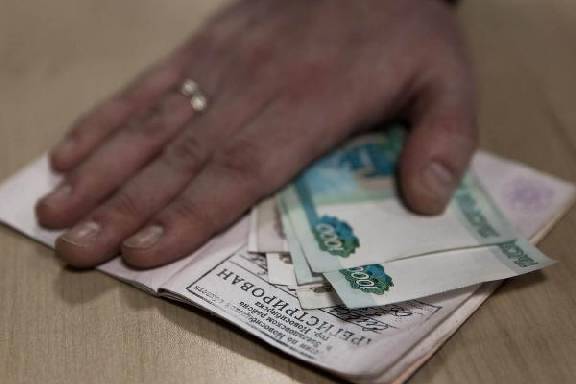 Житель Мичуринска заплатит крупный штраф за фиктивную прописку иностранки
