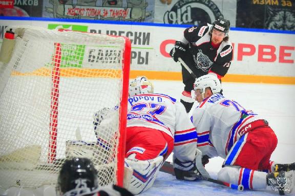 ХК "Тамбов" уступил тульским хоккеистам из-за "тяжёлого входа в игру"