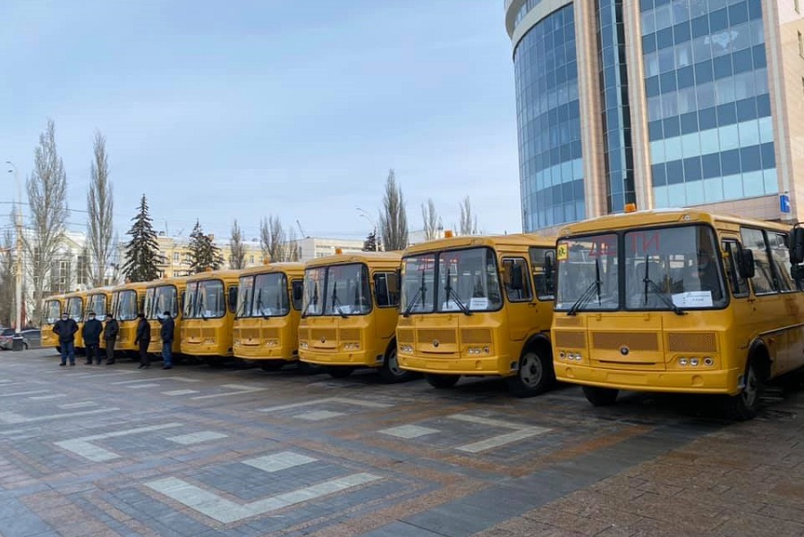В муниципалитеты Тамбовской области поступили 26 новых школьных автобусов