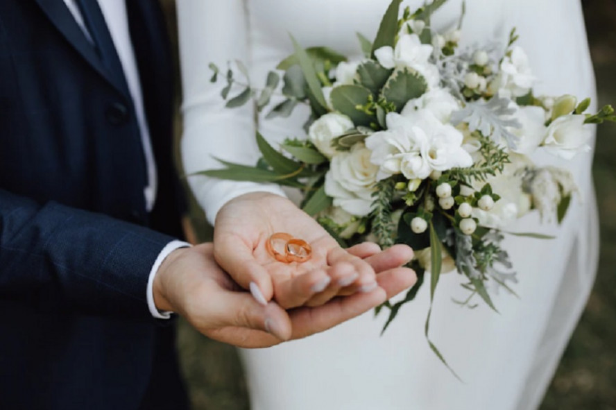 Тамбовчанам назвали особенные даты для свадеб и венчаний в 2023 году