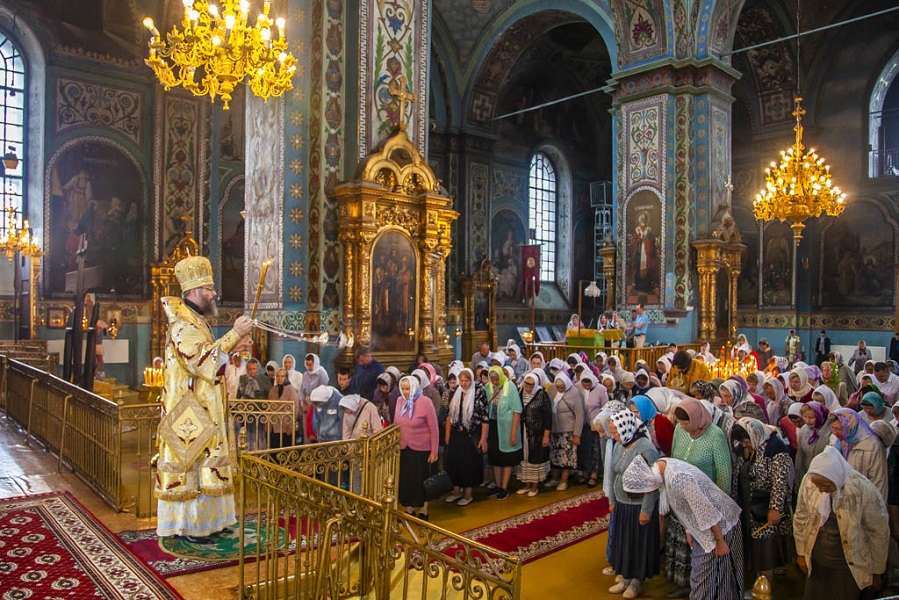 Православные тамбовчане сегодня празднуют День святых апостолов Петра и Павла