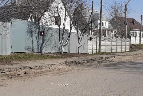 Жители улицы Кронштадтской никак не дождутся ремонта дороги