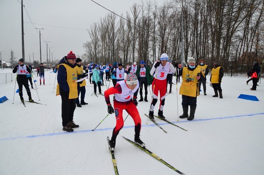 В Тамбове состоялись лыжные гонки среди спортсменов-любителей