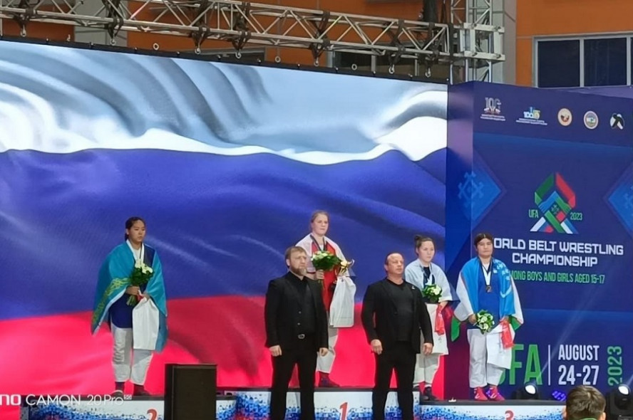 Тамбовская спортсменка выиграла Первенство мира по борьбе на поясах
