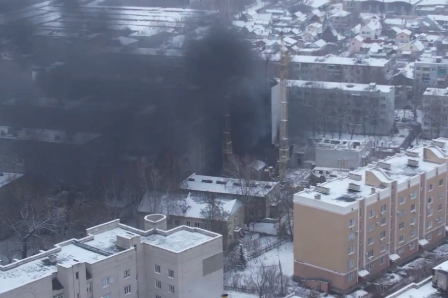В центре Тамбова в строящемся здании произошёл пожар