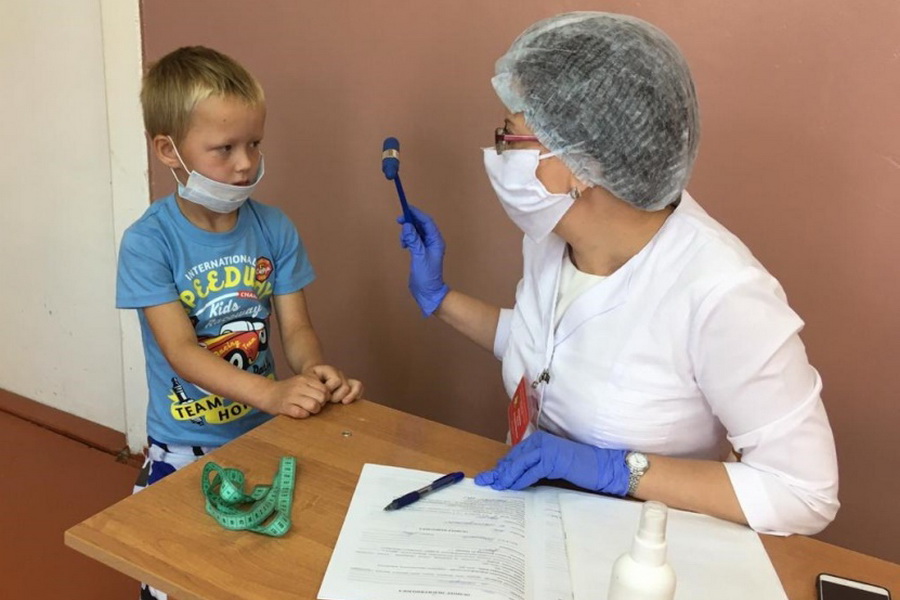 Врачи Тамбовской детской больницы провели диспансеризацию детей-сирот в Рассказовском районе