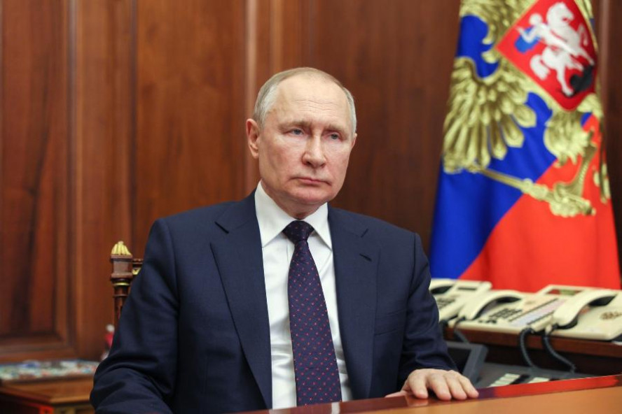 Владимир Путин предупредил о возможном вреде санкций для экономики России