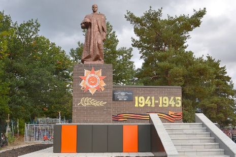 В Рассказово после реконструкции открыли памятник воинам-освободителям
