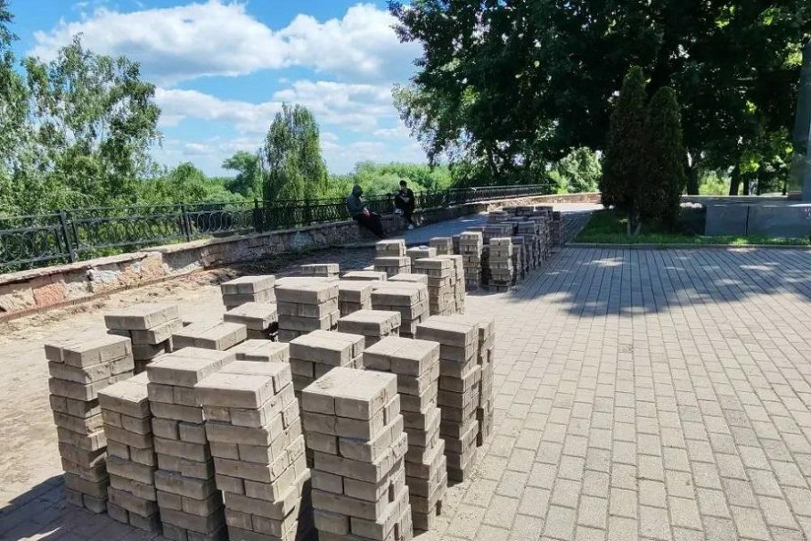 Итоги дня: восстановление городской Набережной, уникальная неваляшка на ПМЭФ, День соседей в Тамбове
