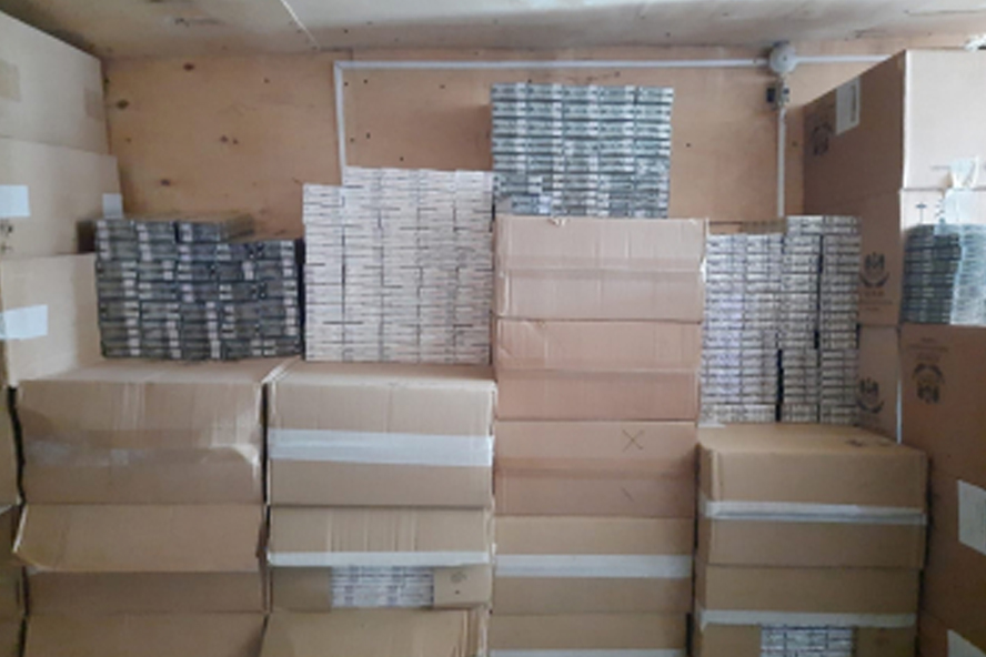 У жителя Тамбовской области обнаружили почти 68 тысяч пачек контрафактных сигарет