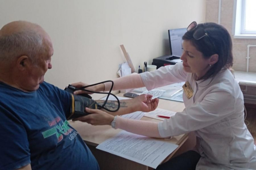 Выездной прием врачей в село Рассказовского округа помог выявить серьезные заболевания
