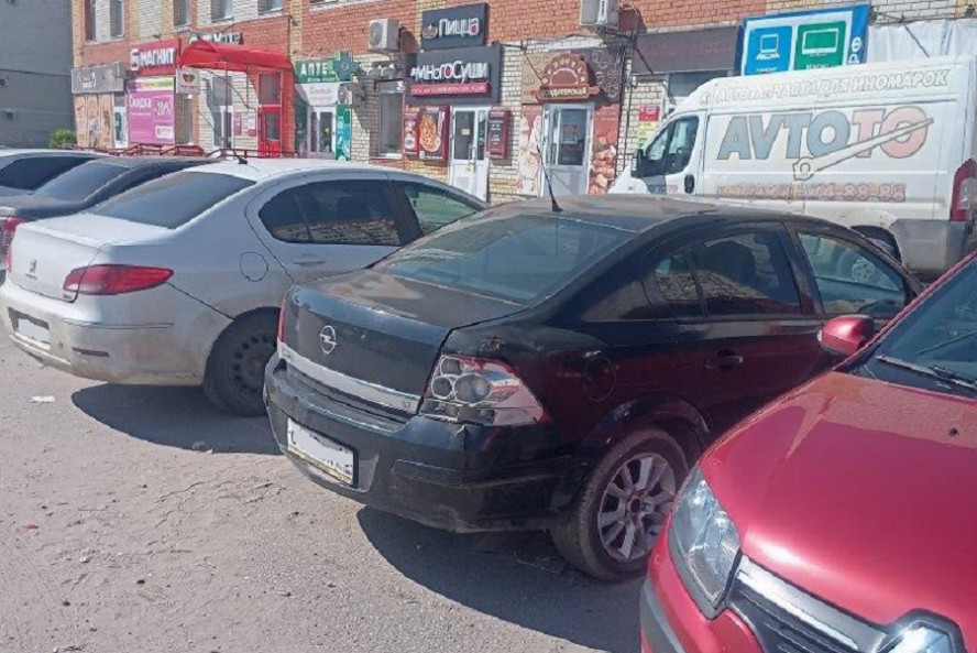 В Тамбове на улице Северо-Западной обнаружен брошенный автомобиль