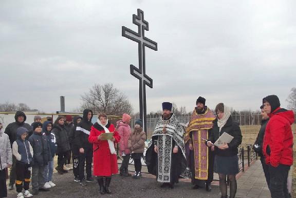 В Тамбовском районе освятили Поклонный крест