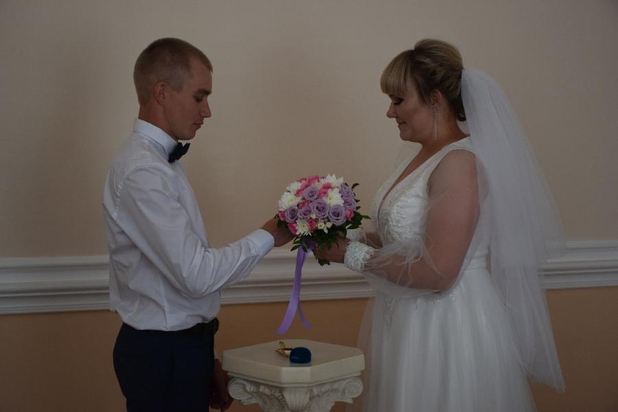 Более 30 пар поженились в Тамбове в День семьи, любви и верности