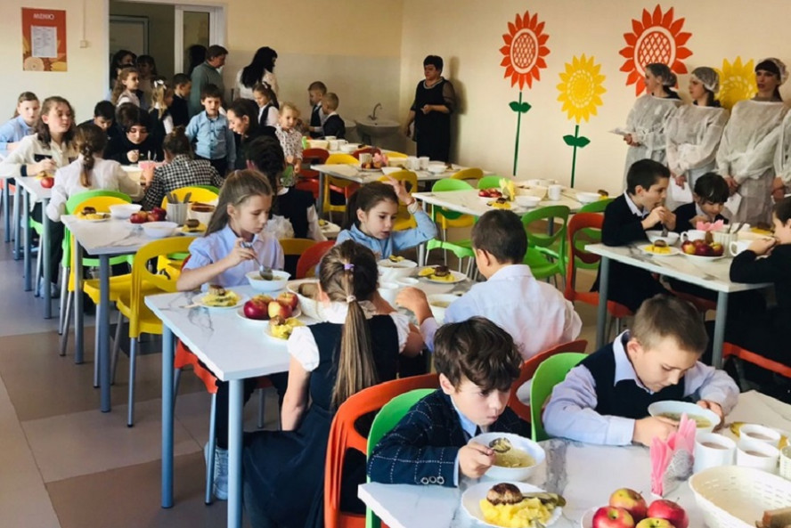 В Рассказовском районе прошёл день открытых дверей в школьных столовых