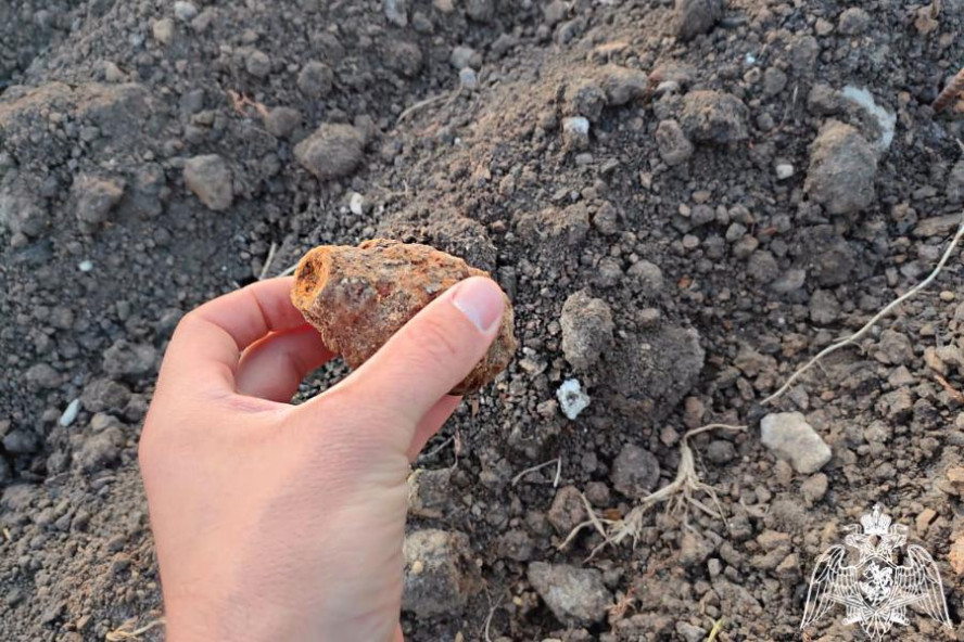 На севере Тамбова во время земляных работ найдена граната с сильной коррозией