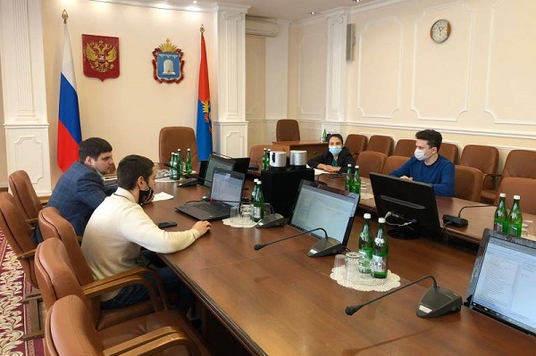 Максим Егоров поручил повысить эффективность участия муниципалитетов в реализации нацпроектов