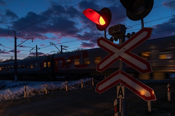 Тамбовчане просят отремонтировать железнодорожный переезд на трассе "Тамбов-Пенза"