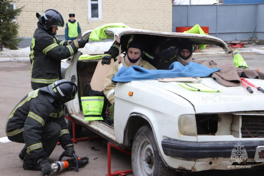В Тамбове прошли соревнования среди команд пожарно-спасательных частей региона