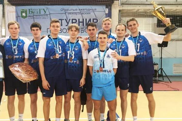 Волейболисты ТГУ завоевали бронзу на международном турнире в Белгороде