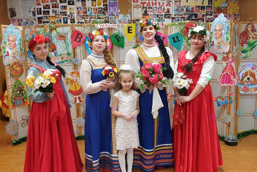Народный ансамбль "В Мире Танца" отметил Старый Новый год онлайн-концертом