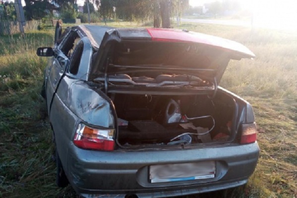 В селе Столовое перевернулся 22-летний водитель ВАЗа 