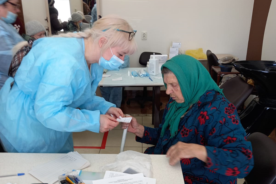 Прибывшим в Тамбовскую область беженцам оказывают необходимую медицинскую помощь