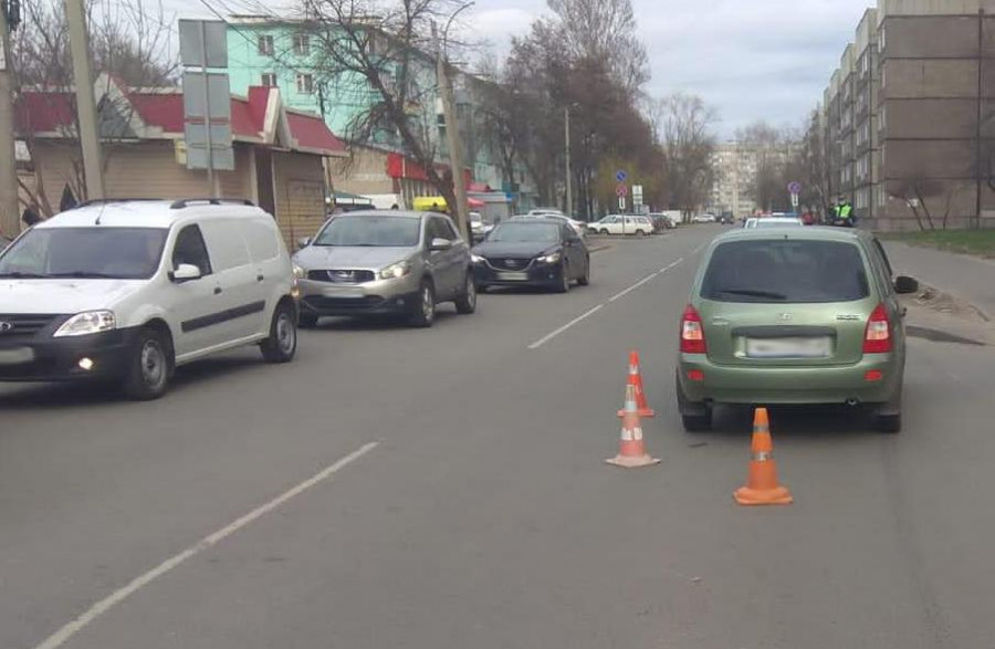 В центре Тамбова водитель "Калины" сбил 10-летнюю девочку