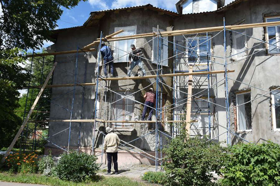 В Тамбове ремонтируют фасад дома с полувековой историей