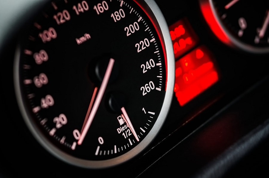 Для водителей предлагают ввести штрафы за превышение скорости на 1 км/ч