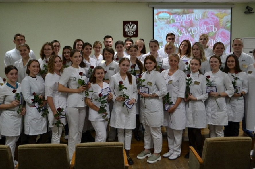 Молодых специалистов Тамбовской областной больницы посвятили в профессию