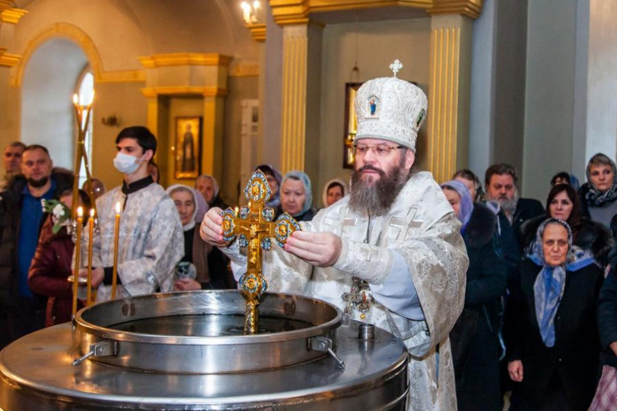 Православные тамбовчане отмечают Крещение Господне