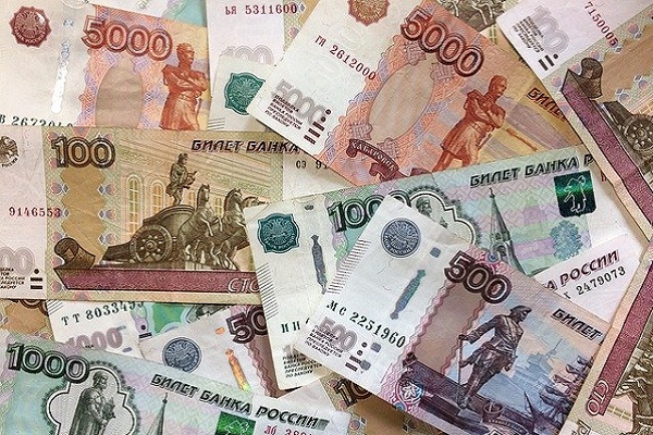 Тамбовчане за сутки обогатили мошенников на полмиллиона рублей