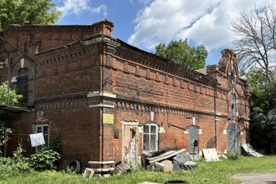 Каретный сарай и конюшню в Мичуринске планируют выставить на торги за 1 рубль