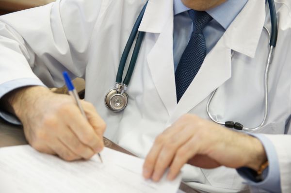 Стала известна средняя зарплата врачей в Тамбовской области
