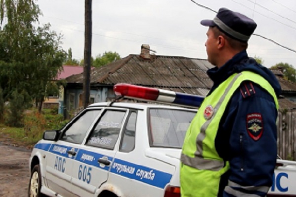 В Жердевском районе 72-летний водитель пытался дать взятку автоинспектору