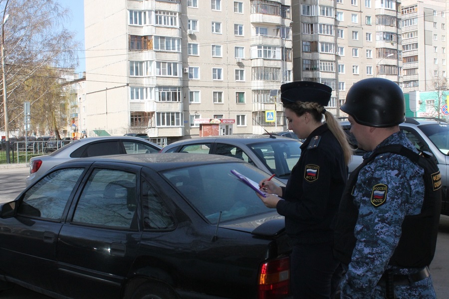 Тамбовчанка оплатила 34 штрафа ГИБДД только после ареста автомобиля