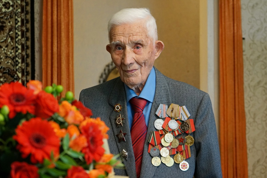 3 августа тамбовчанин Анатолий Сметанин отметил 101-й день рождения
