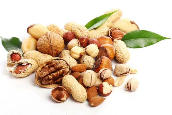 Названы орехи, полезные для сердца и щитовидной железы