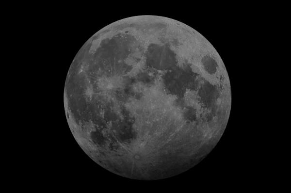 Сегодня тамбовчане увидят полутеневое затмение луны